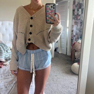 American Eagle Sweater